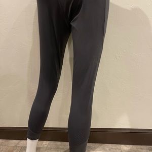 Lululemon New Ambition SHR Tight 28” never worn